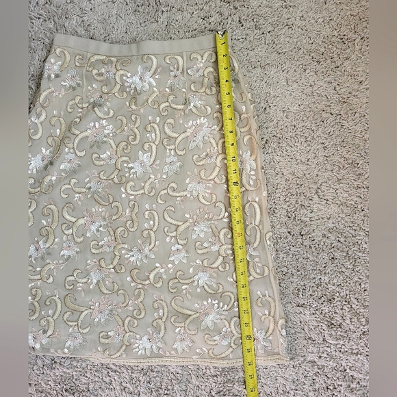 Badgley Mischka floral sequin and beaded skirt - NWOT - Picture 7 of 9